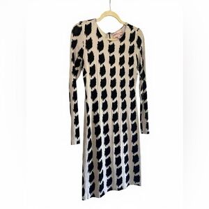 ✨Philosophy by Republic Clothing Long Sleeve Dot Print Dress – Size S